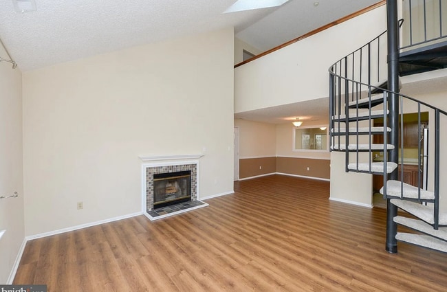 Building Photo - 5415 Aberdeen Dr