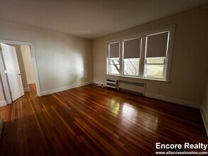 Building Photo - 33 Lancaster Terrace