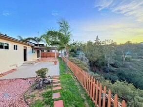 Building Photo - 5454 Hewlett Dr