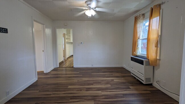 Foto del edificio - 2069 Holly St