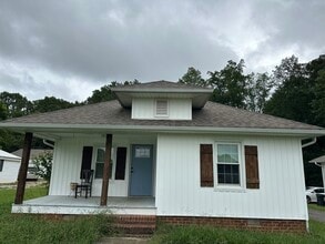 Building Photo - 507 Yost Rd