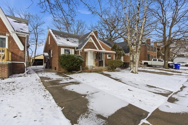 Foto del edificio - 9233 McKinney St