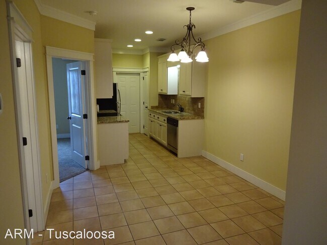 Building Photo - 3 br, 3 bath House - 502 16th Street Unit 2
