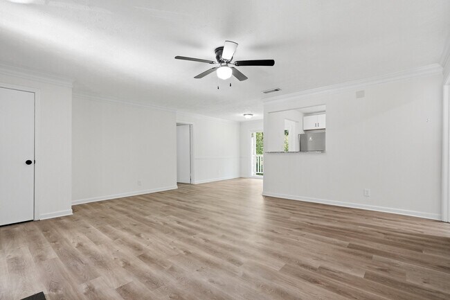Foto del edificio - 106 Sterling Ct