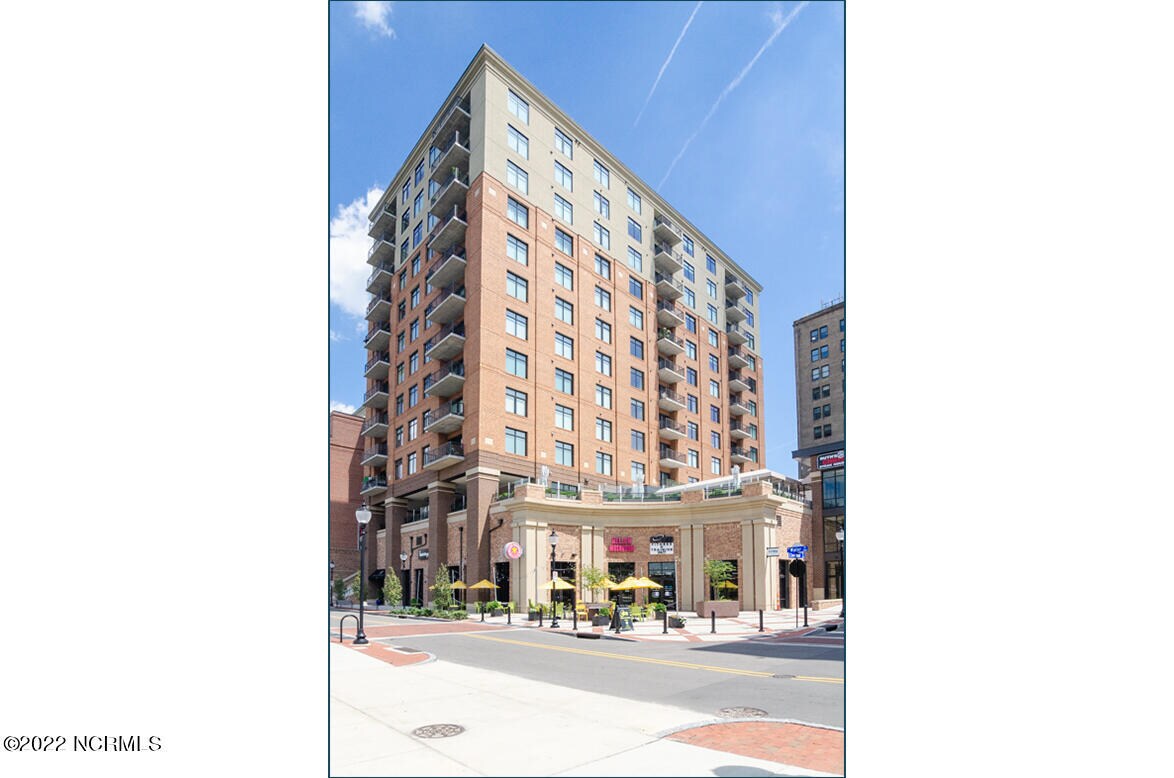 240 N Water St Unit Apt 855, Wilmington, NC 28401 Condo for Rent in