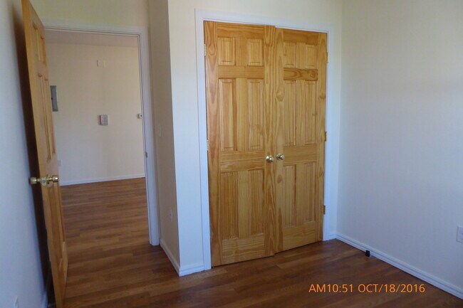Foto del edificio - 441 E 180th St