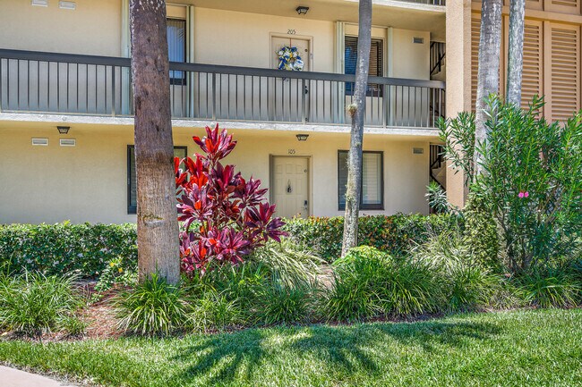 Foto del edificio - 1801 Marina Isle Way