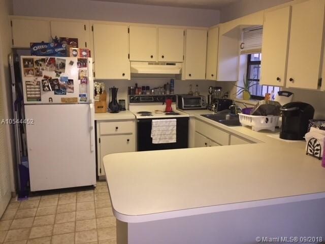 Building Photo - 13550 SW 64th Terrace