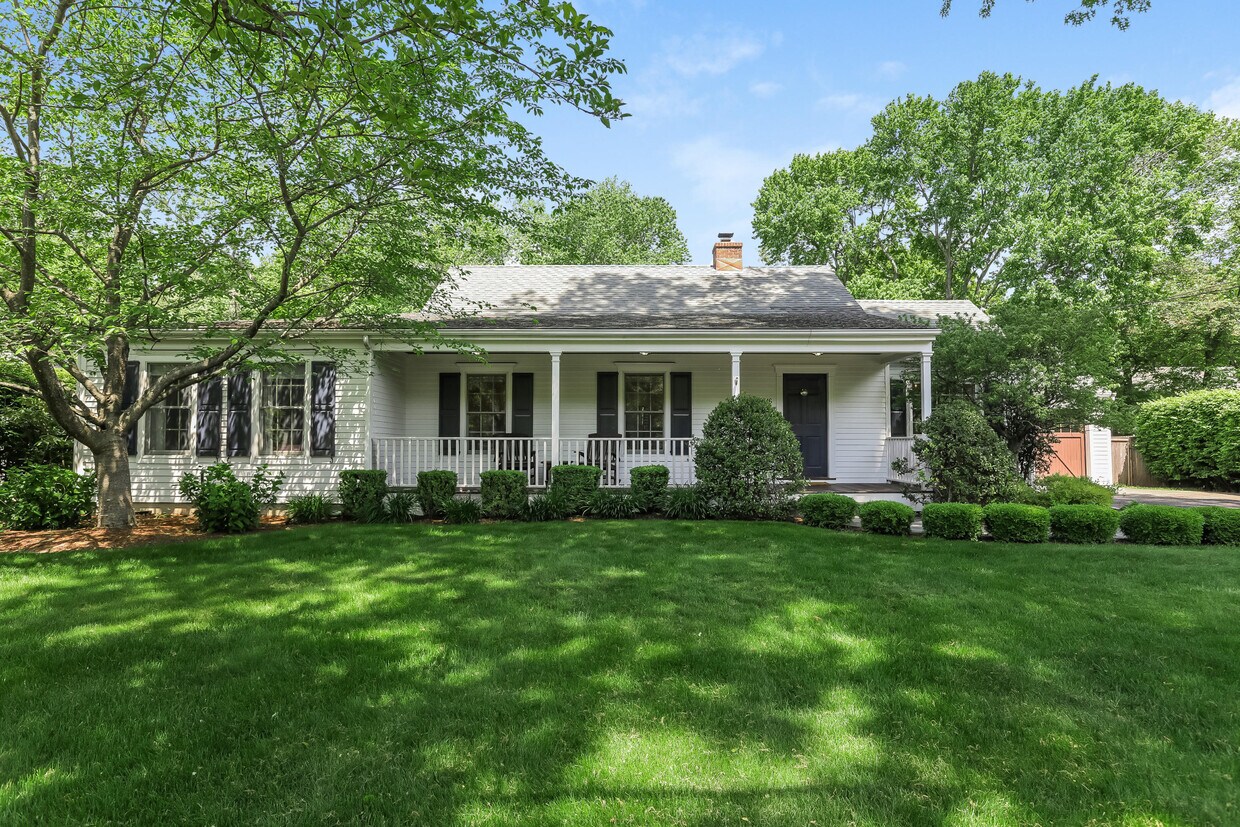 16 Lake Dr, Darien, CT 06820 House Rental in Darien, CT