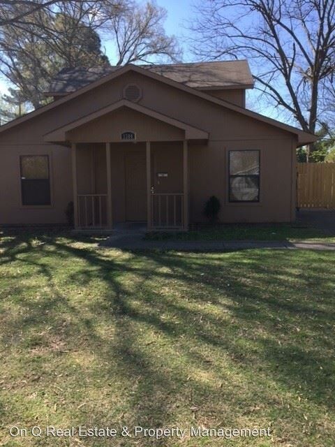 Building Photo - 2 br, 1.5 bath House - 1304 Congress
