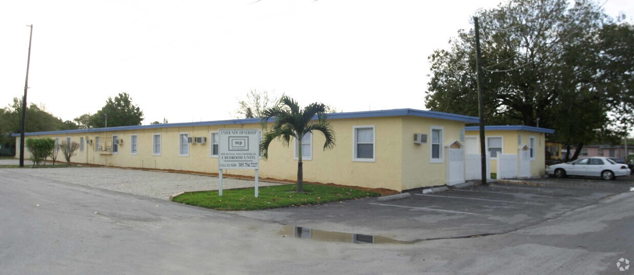 Foto del edificio - 850-855 NW 3rd Ter