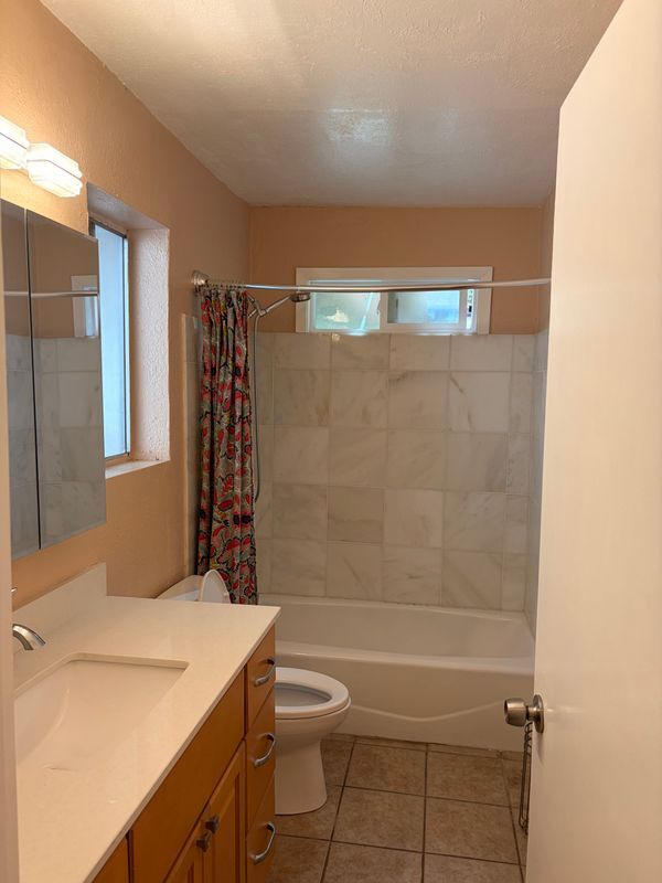 Foto del edificio - 407 Maple St