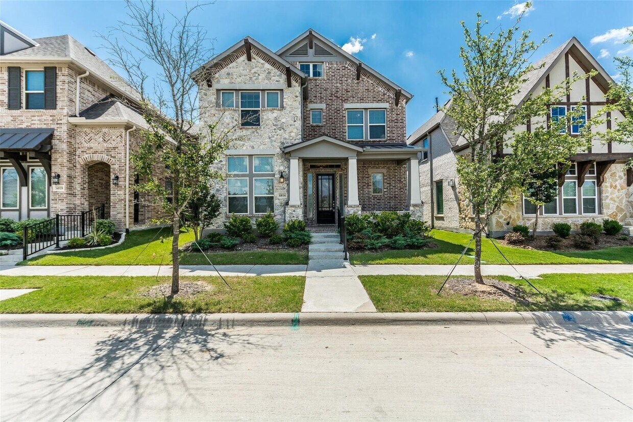 Primary Photo - INCREDIBLE VALUE in Southern Hills of Crai...