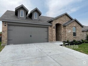 Building Photo - 5812 Utopia Dr