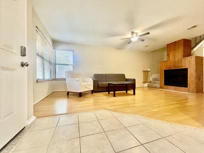 Building Photo - 2711 Grants Lake Blvd