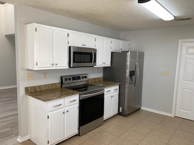 Building Photo - 1123 Northview Dr