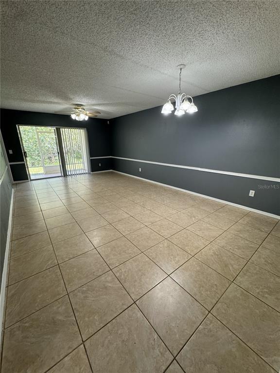 Foto del edificio - 13815 Timberland Dr