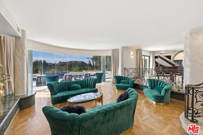 Building Photo - 24366 La Masina Ct