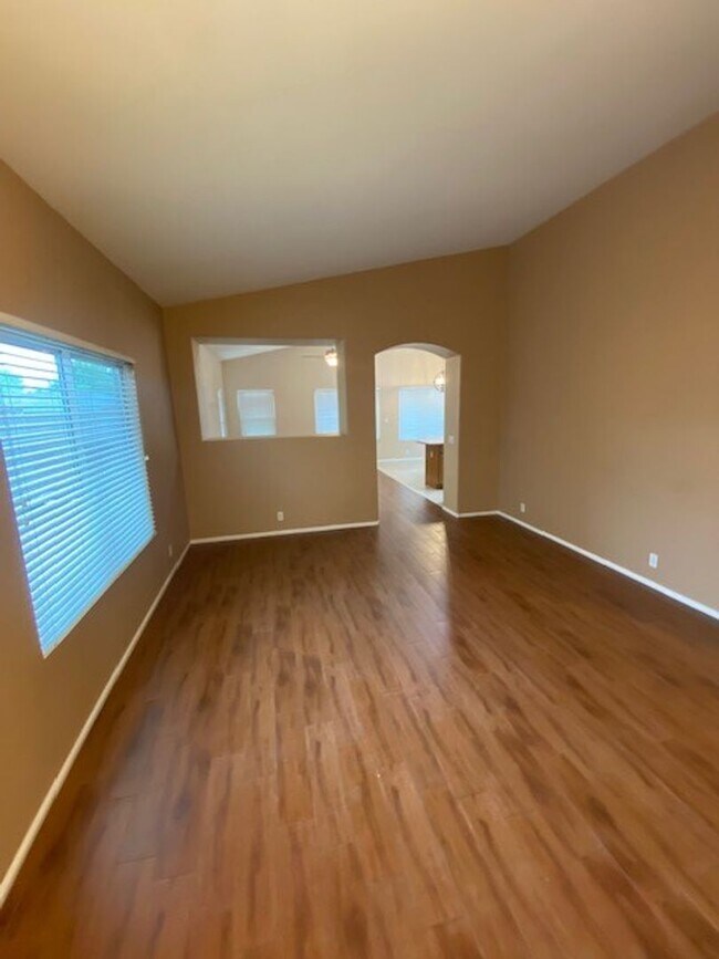 Building Photo - Beautiful 3-Bedroom Home with Vaulted Ceilings & Private Fenced Yard