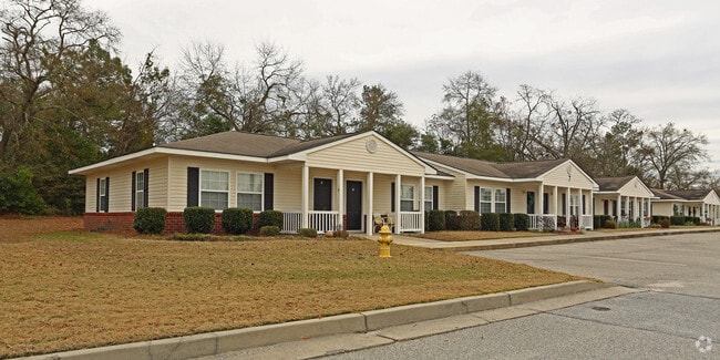 Primary Photo - Augusta Springs