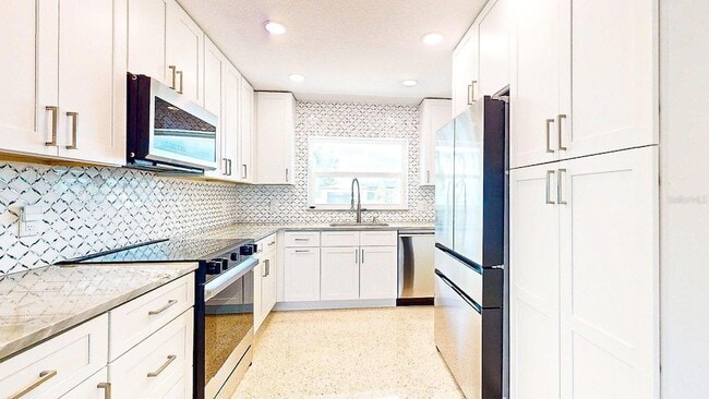 Building Photo - 10133 4th St E