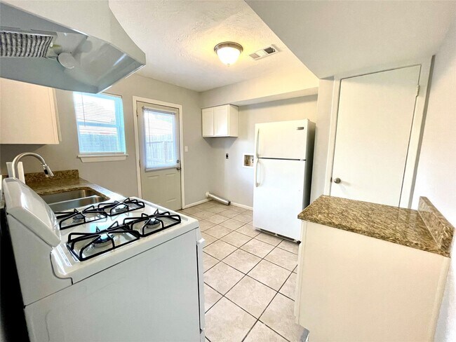 Foto del edificio - 533 Ferguson St