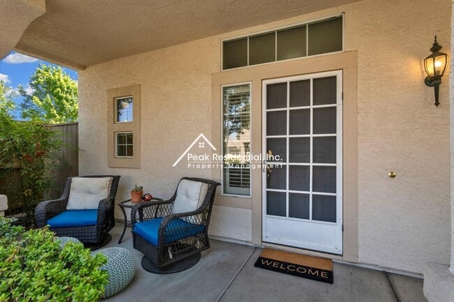 Building Photo - Wonderful 3bd/2.5ba Folsom Home-Gated Comm...