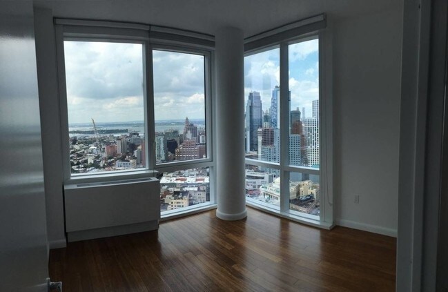 Building Photo - 65-67 Rockwell Pl