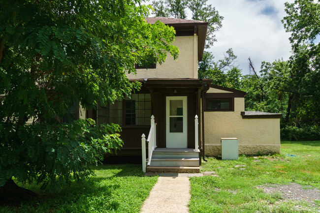 Building Photo - 124 Washington Ave