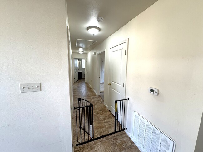 Foto del edificio - 108 Myra Ln