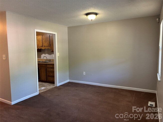 Foto del edificio - 3633 Driftwood Dr