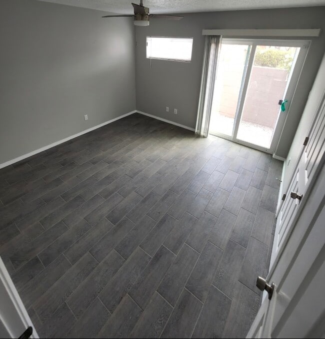 Building Photo - 315 Cornell Dr SE