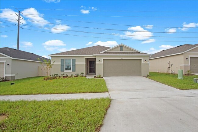 Building Photo - 616 Royal Palm Dr