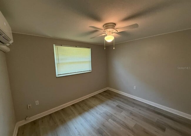 Foto del edificio - 5904 Kingsview Ln