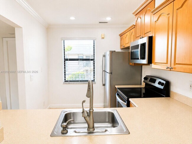 Foto del edificio - 7668 SW 152nd Ave