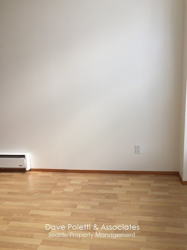 Foto del edificio - 6235 Woodlawn Ave N