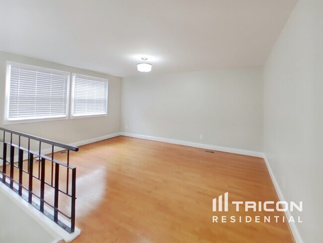 Foto del edificio - 9851 Branchleigh Rd