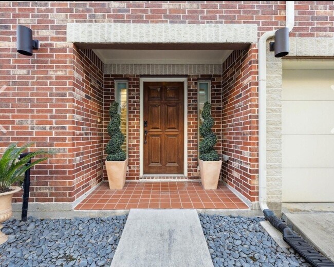 Foto del edificio - 548 Westcross St