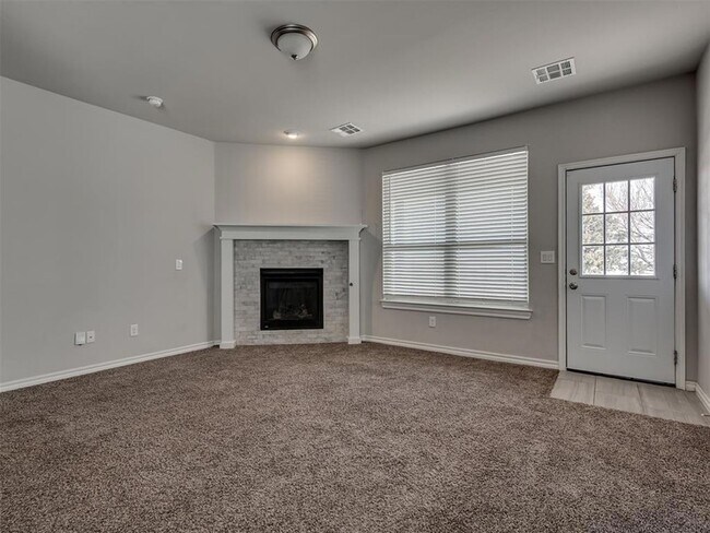 Building Photo - 11133 NW 95th Ct