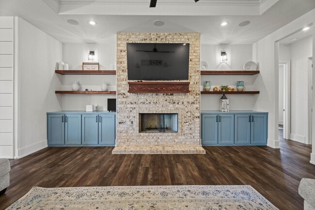 Building Photo - Luxury Home in Kelsey Park