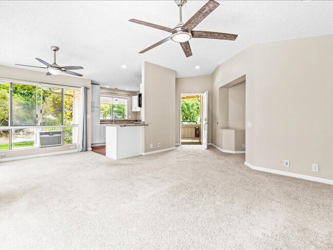 Foto del edificio - Pets Welcome!  2 bedroom, 2 bathroom single story townhouse