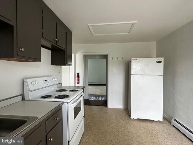 Foto del edificio - 2300 E Cedarville Rd