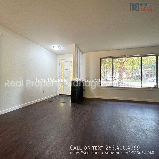 Foto del edificio - 8511-8513 116 St E