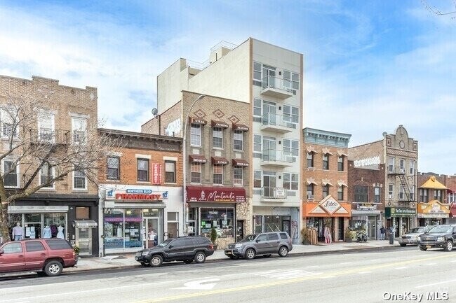Building Photo - 100-12 Northern Blvd