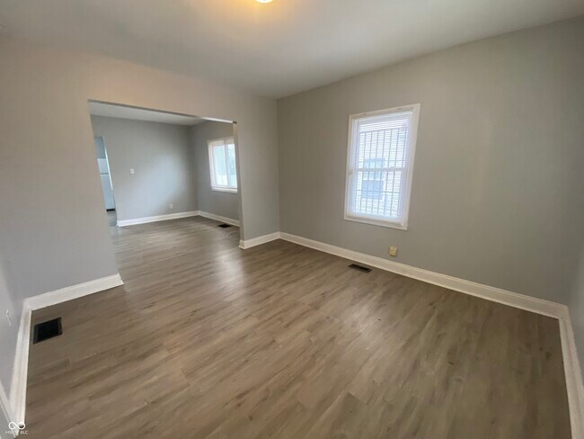 Foto del edificio - 1025 Sharon Ave