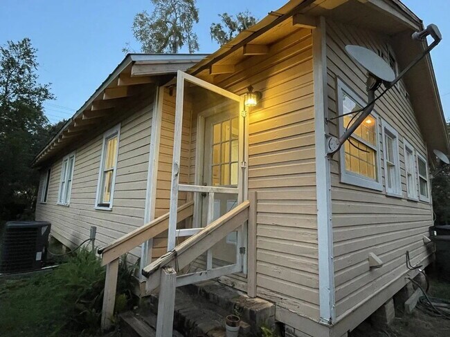 Foto del edificio - Affordable 1/1 next to Cascades Park!