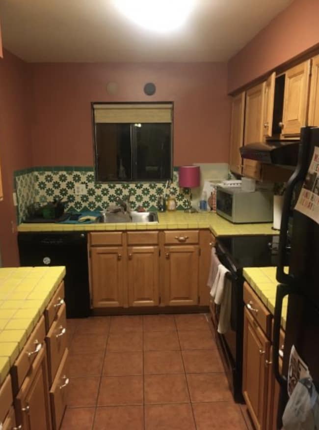 Photo - "Charming 2-Bed, 2-Bath Boulder Apartment with Cozy Fireplace and Spacious 1030 Sq Ft Layout!"