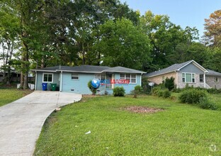 Building Photo - 2334 Marion Cir