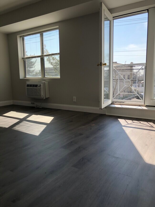 501 N Barry Ave Unit 2H, Mamaroneck, NY 10543 Condo for Rent in Mamaroneck, NY