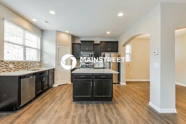 Foto del edificio - 3 Bedroom Pet-Friendly Home in Fuquay-Vari...